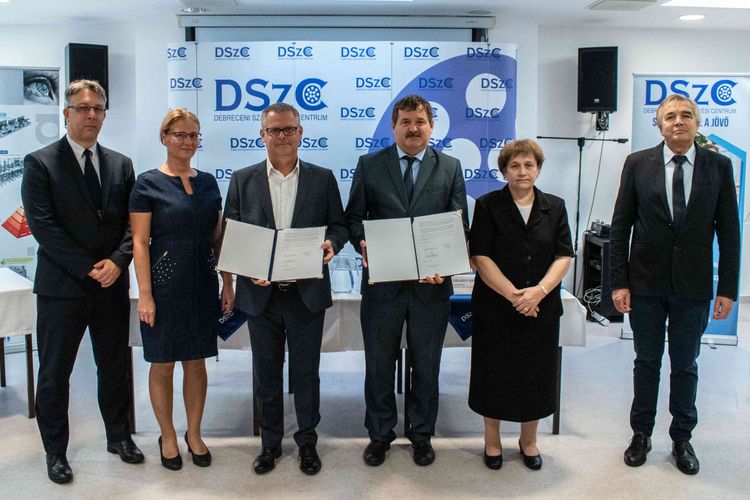 Megerősítette kapcsolatát a Debreceni Szakképzési Centrum és az SMC Hungary Kft.