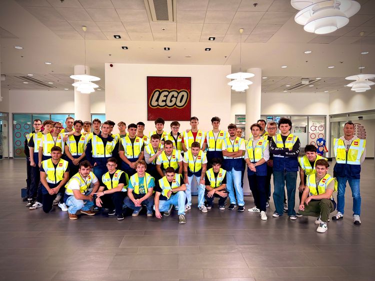 Látogatás a világ második legnagyobb LEGO gyárában