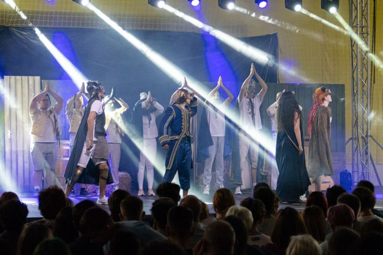 POWER OFF – sikeres bemutatón van túl a VSS FILMS csapata