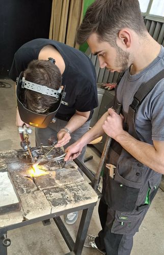 kovácsoltvas koszorú3.jpg